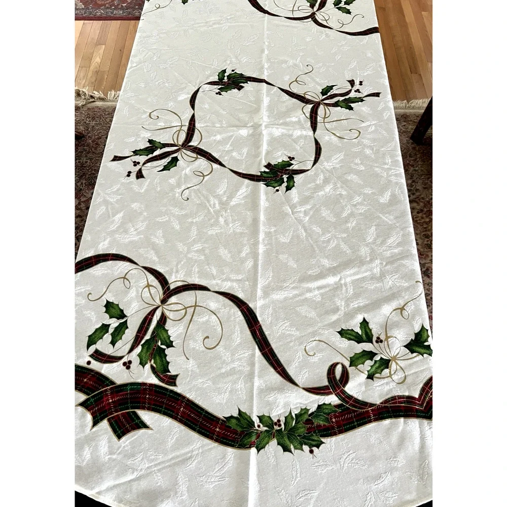 Lenox For The Holidays Nouveau Christmas Tablecloth 70